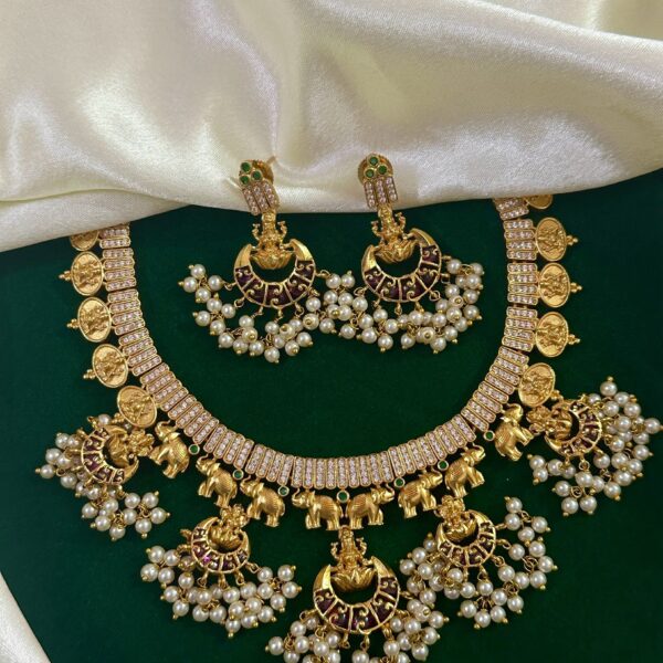 Premium elephant necklace