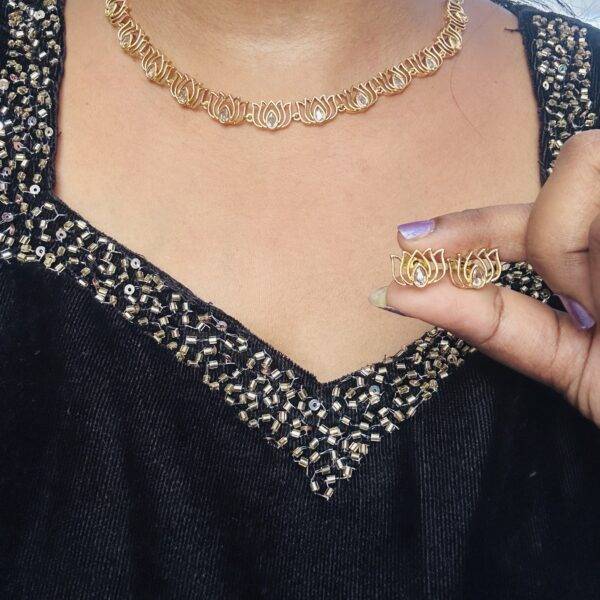 Lotus necklace