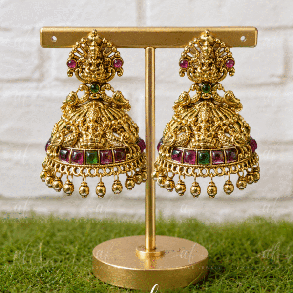 Antique jumka