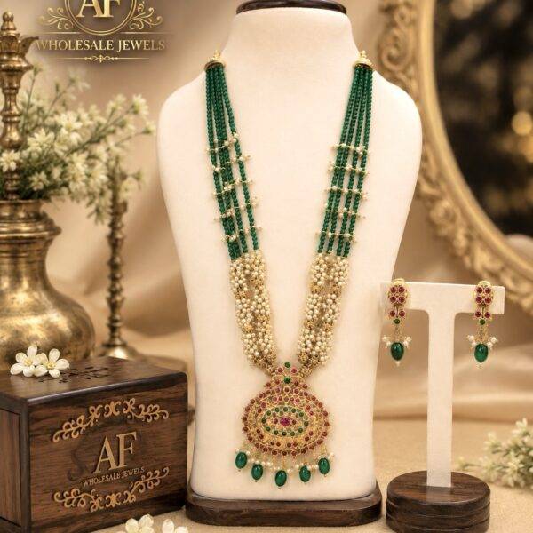 Crystal beads haram