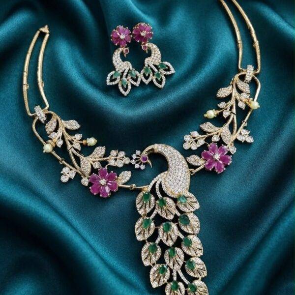 Layered peacock necklace