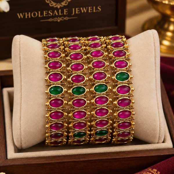 Kemp bangles
