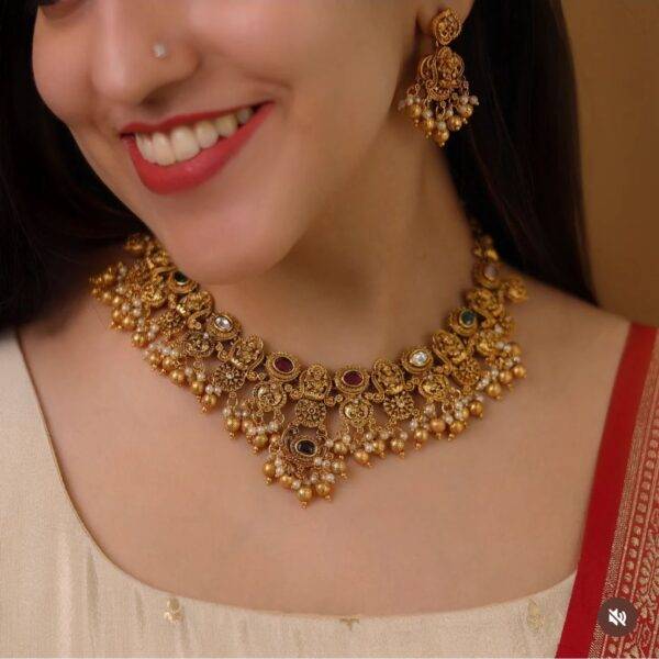 Navarathna antique necklace