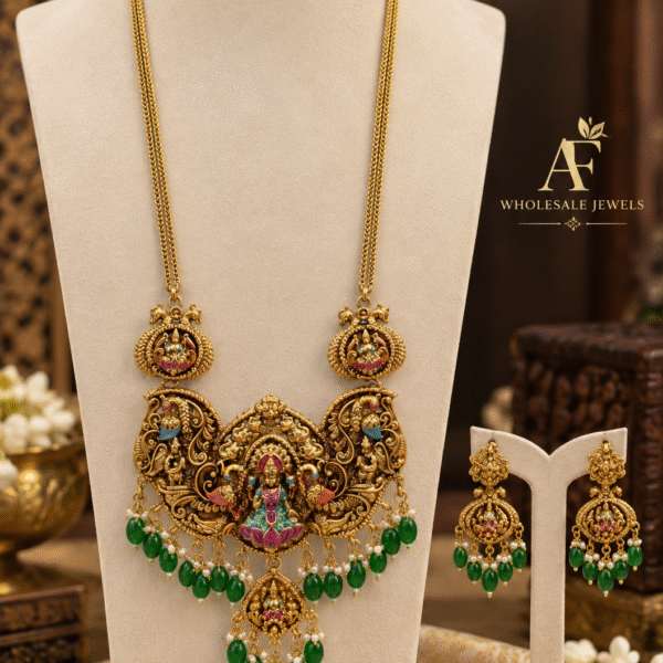 Nagas dollar chain