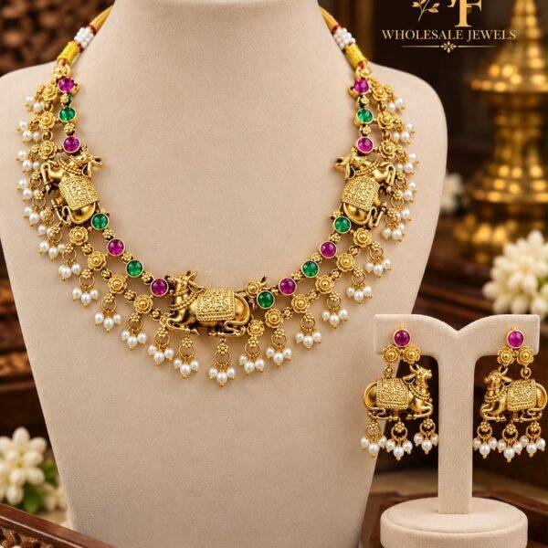 Nandhi vahana necklace